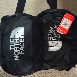The north face base camp duffel medium